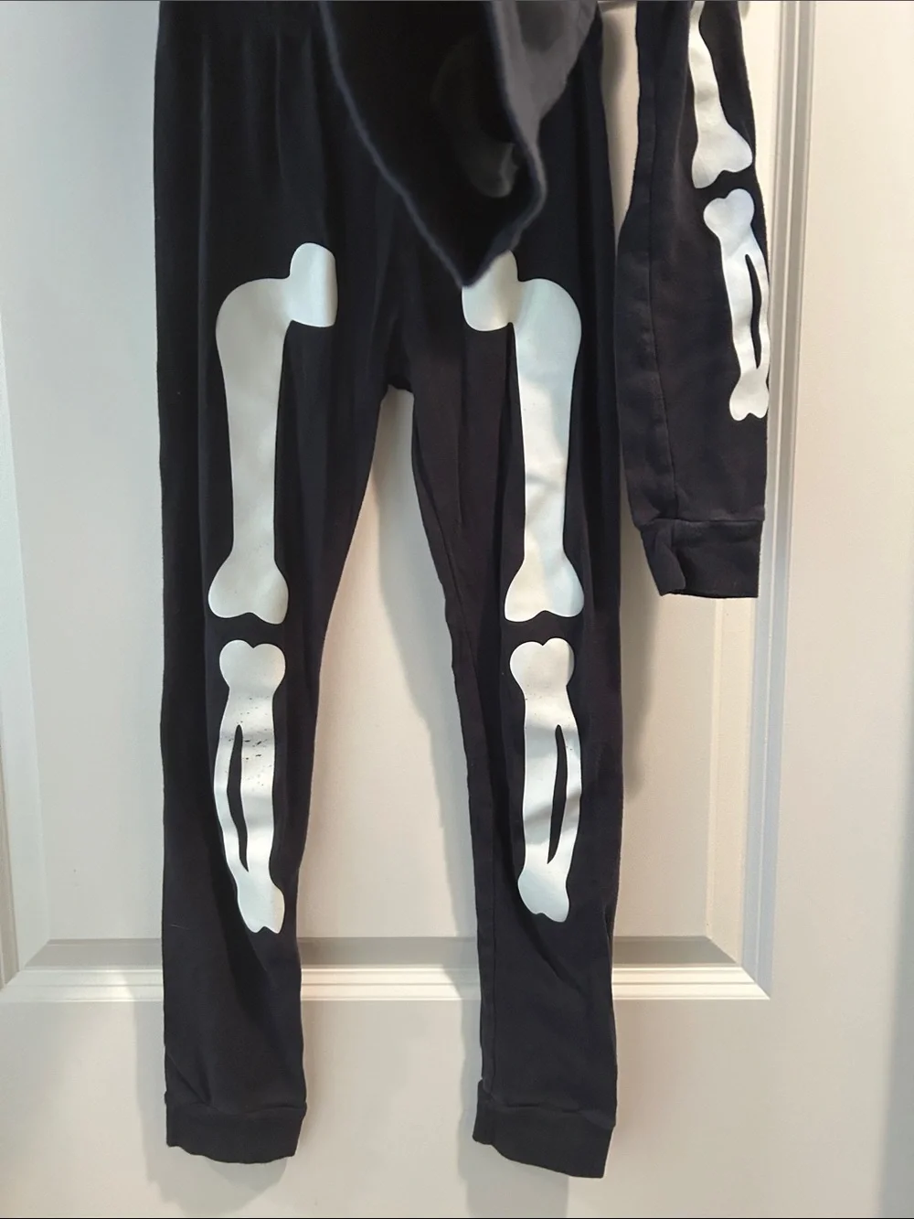 Carter's Black Skeleton Pajama Set with Neon Green Eyes Orange Spiders size 8 - Picture 7 of 14